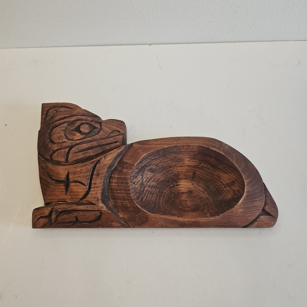 Pacific Northwest Bear wood carving Plaque Native Ceremonial Bowl First Nations